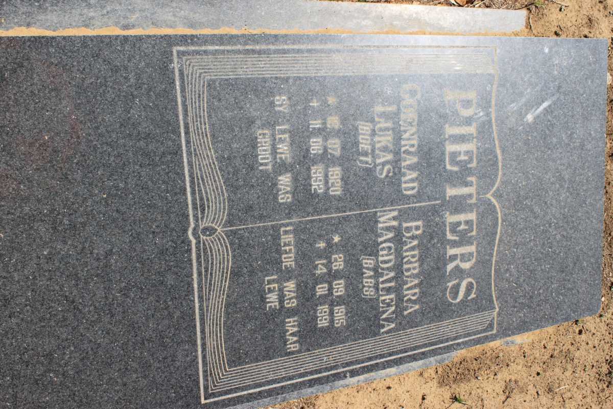 PIETERS Coenraad Lukas 1920-1992 &amp; Barbara Magdalena 1915-1991
