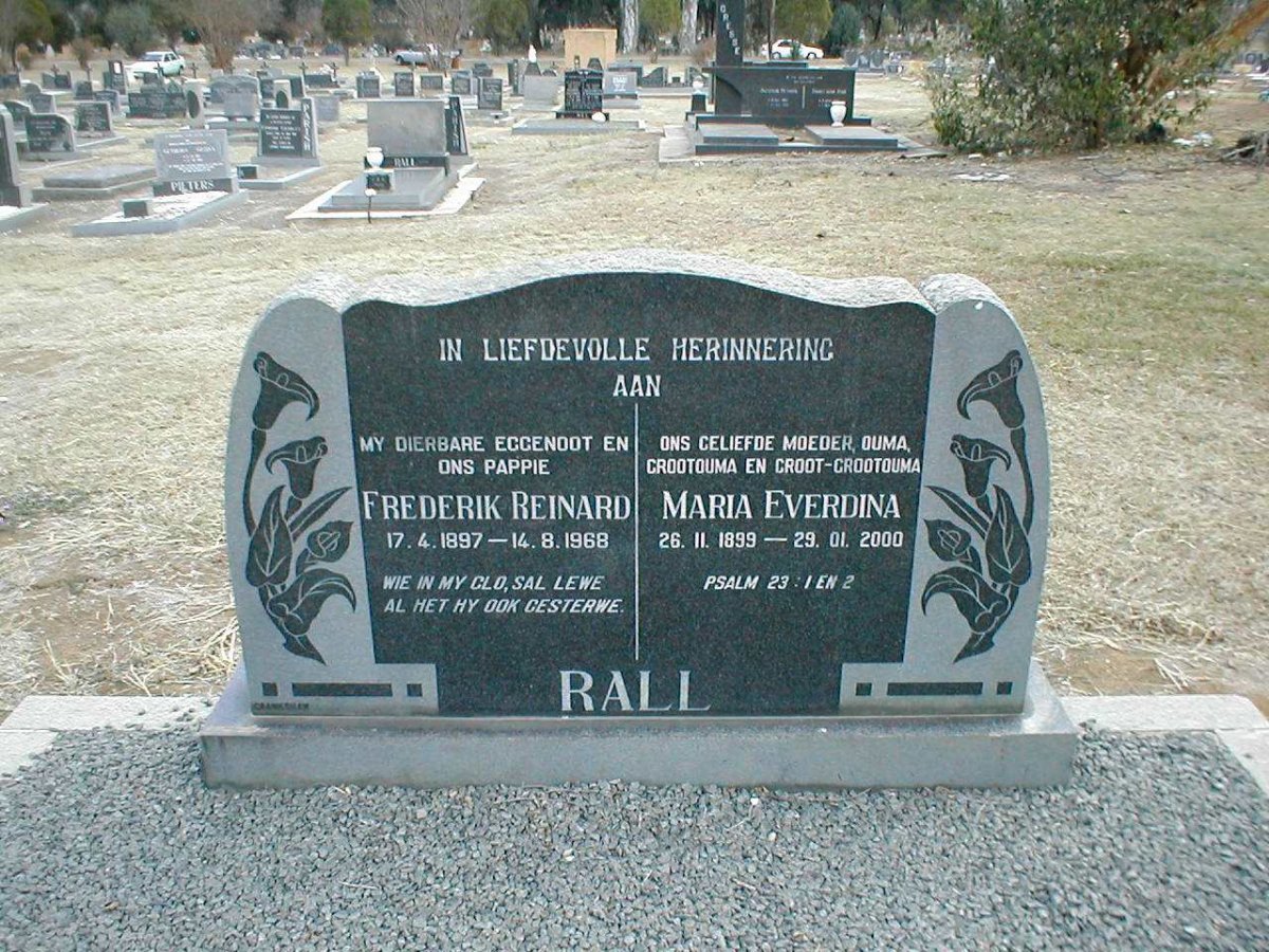 RALL Frederik Reinard 1897-1968 &amp; Maria Everdina 1899-2000