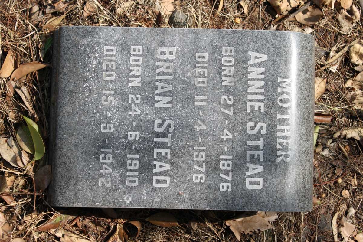 STEAD Annie 1876-1976 :: STEAD Brian 1910-1942