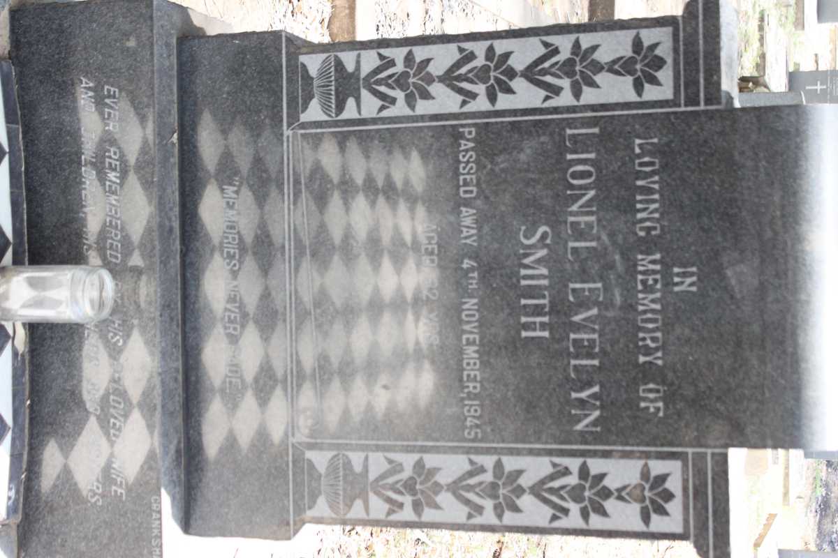 SMITH Lionel Evelyn -1945