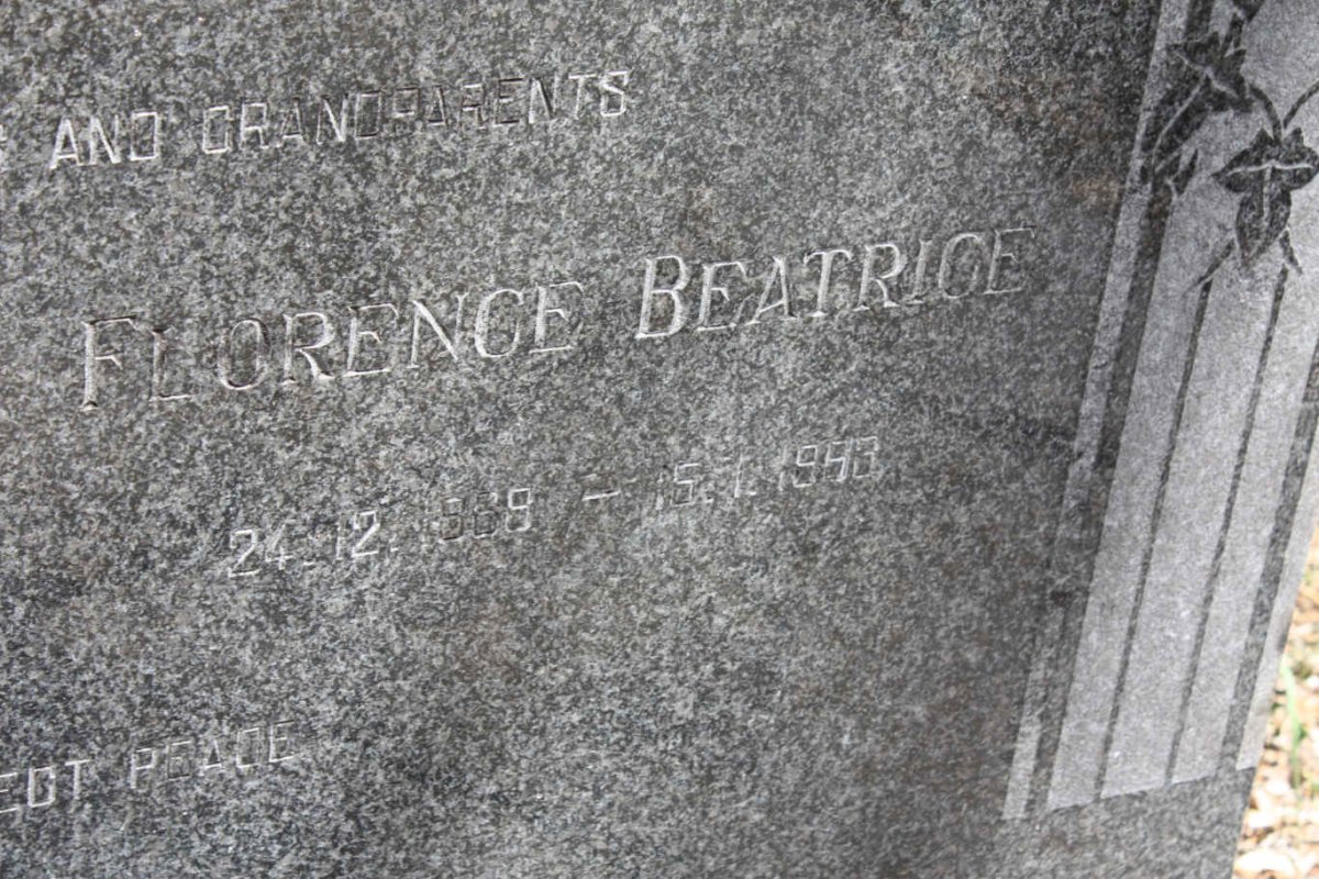 SMITH Edward James 1887-19?1 & Florence Beatrice 18?9-19?3