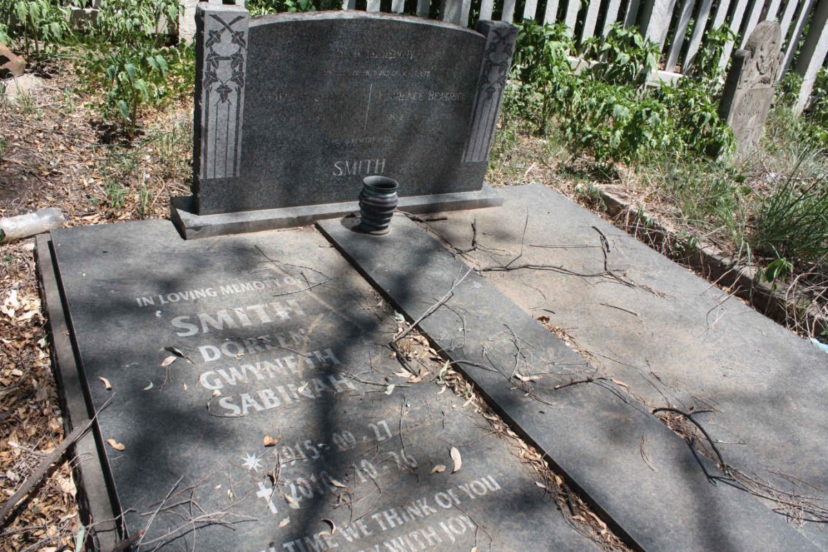 SMITH Edward James 1887-19?1 & Florence Beatrice 18?9-19?3