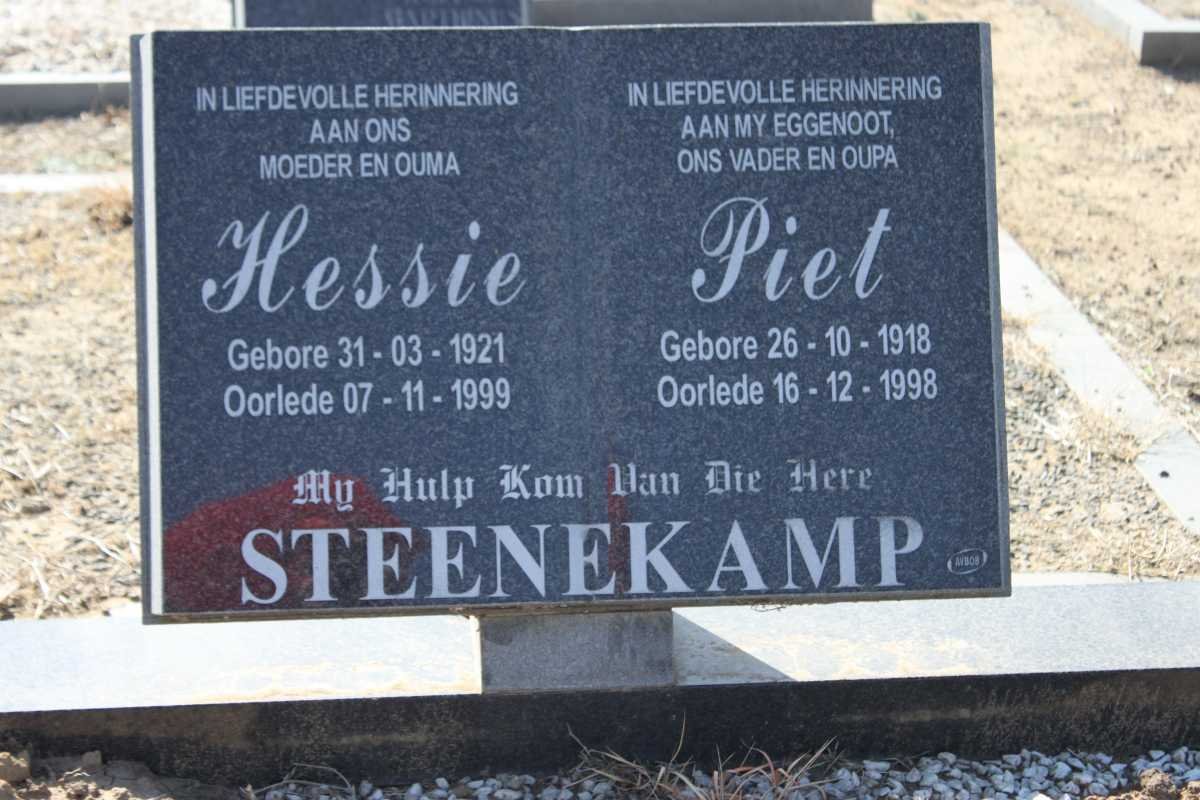 STEENEKAMP Piet 1918-1998 &amp; Hessie 1921-1999