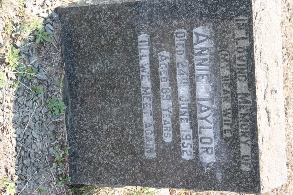 TAYLOR Annie -1952