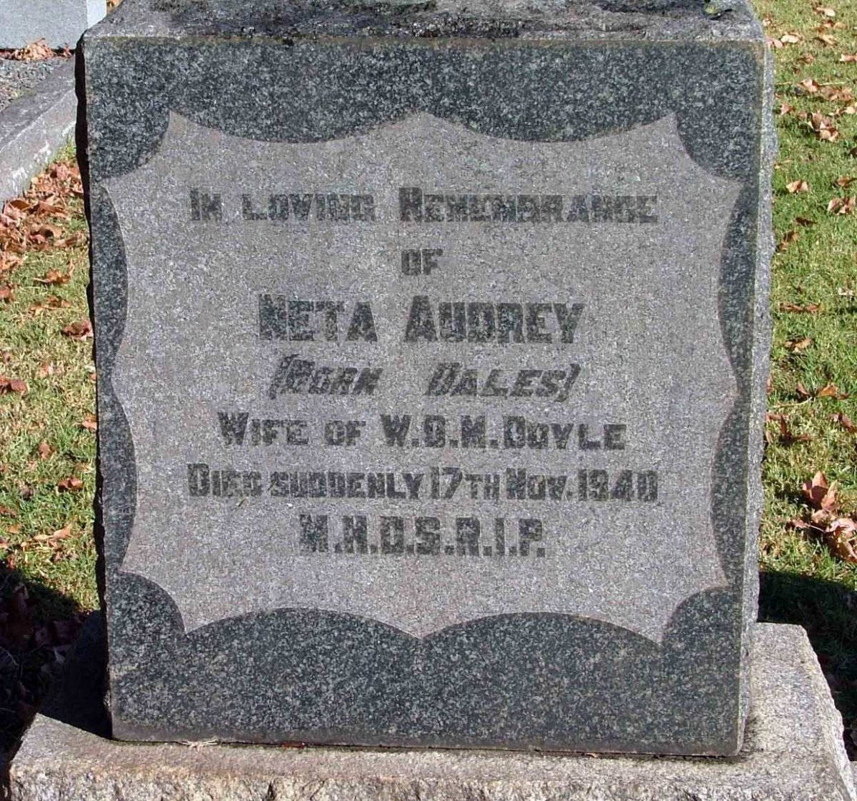 DOVLE Neta Audrey nee DALES -1940