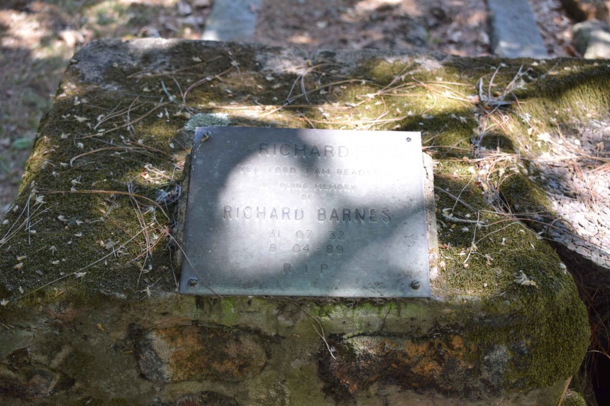 BARNES Richard 1932-1989