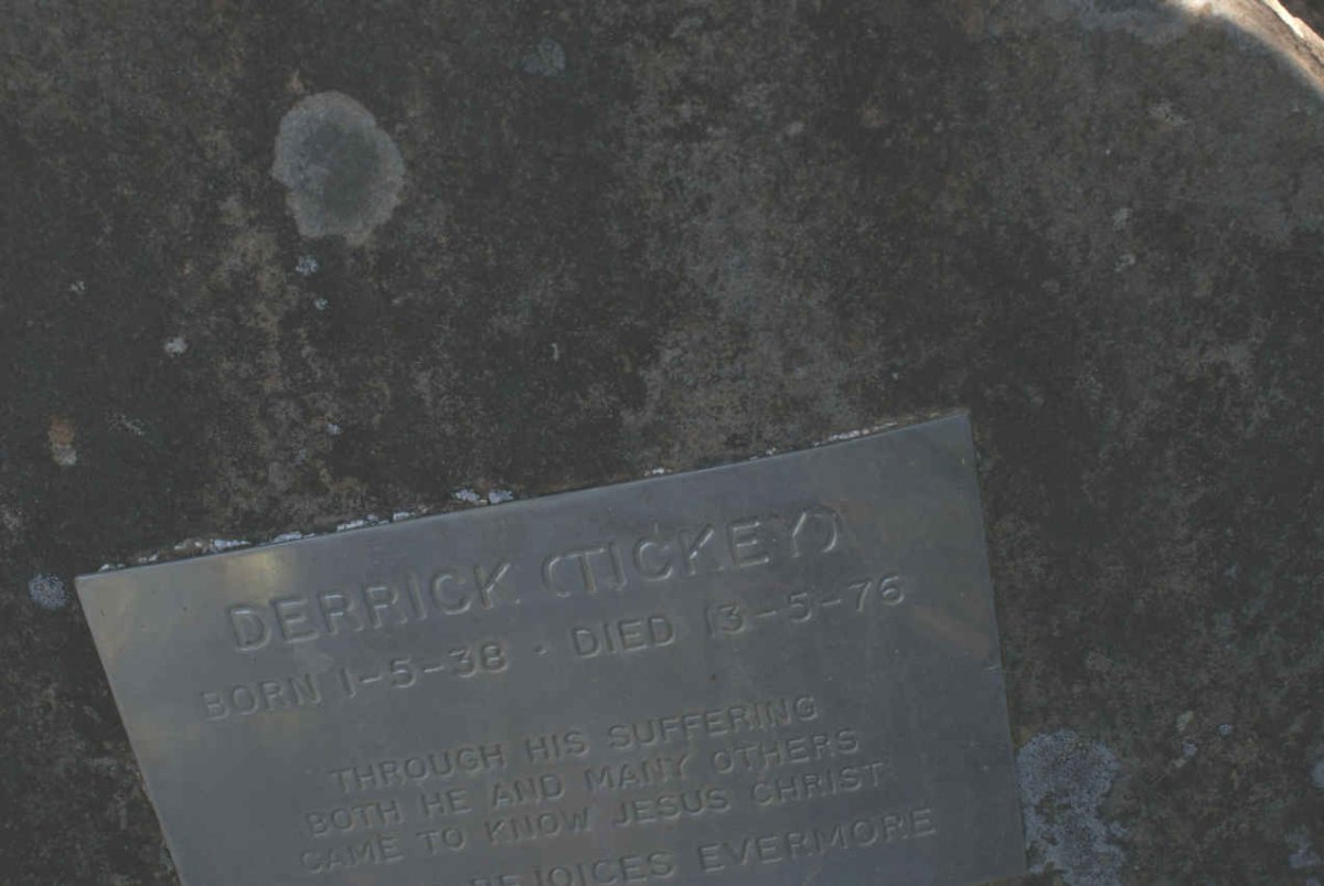 ? Derrick 1938-1975