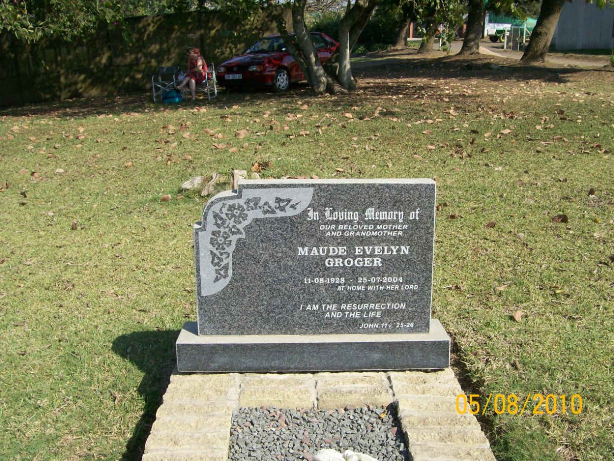 GROGER Maude Evelyn 1928-2004