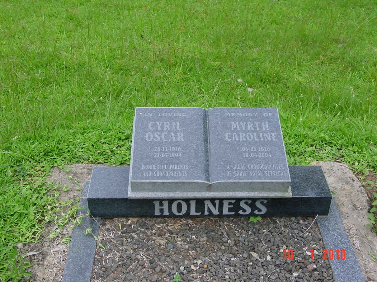 HOLNESS Cyril Oscar 1916-1994 &amp; Myrth Caroline 1916-2004