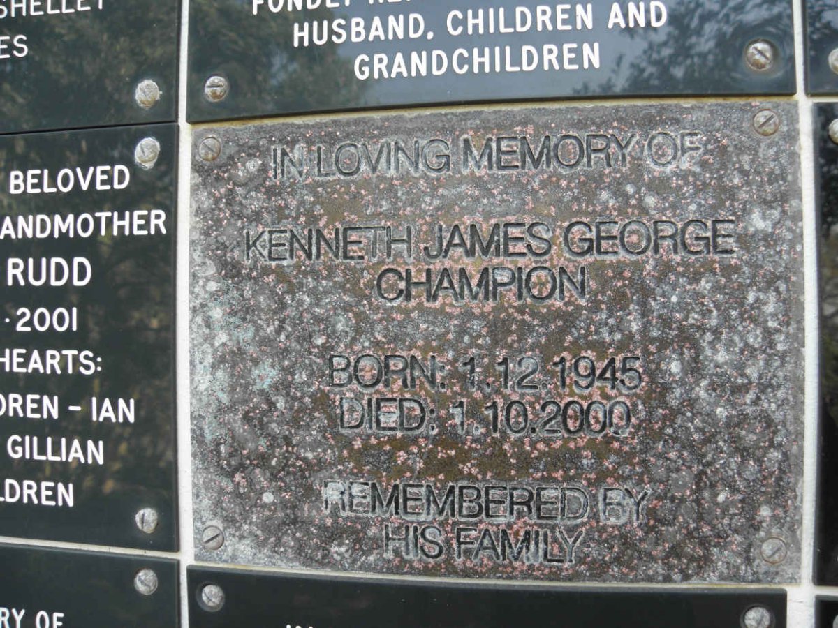 CHAMPION Kenneth James 1945-2000