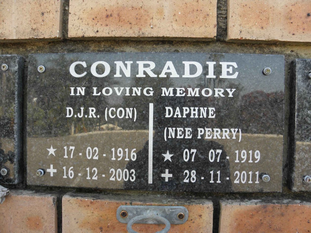 CONRADIE D.J.R. 1916-2003 &amp; Daphne PERRY 1919-2011