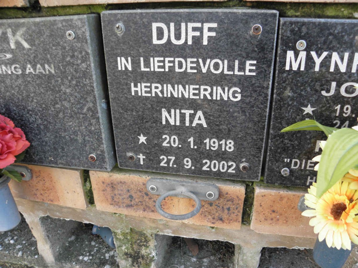DUFF Nita 1918-2002