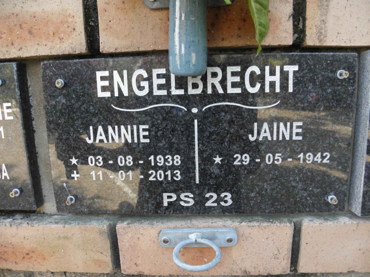 ENGELBRECHT Jannie 1938-2013 &amp; Jaine 1942-