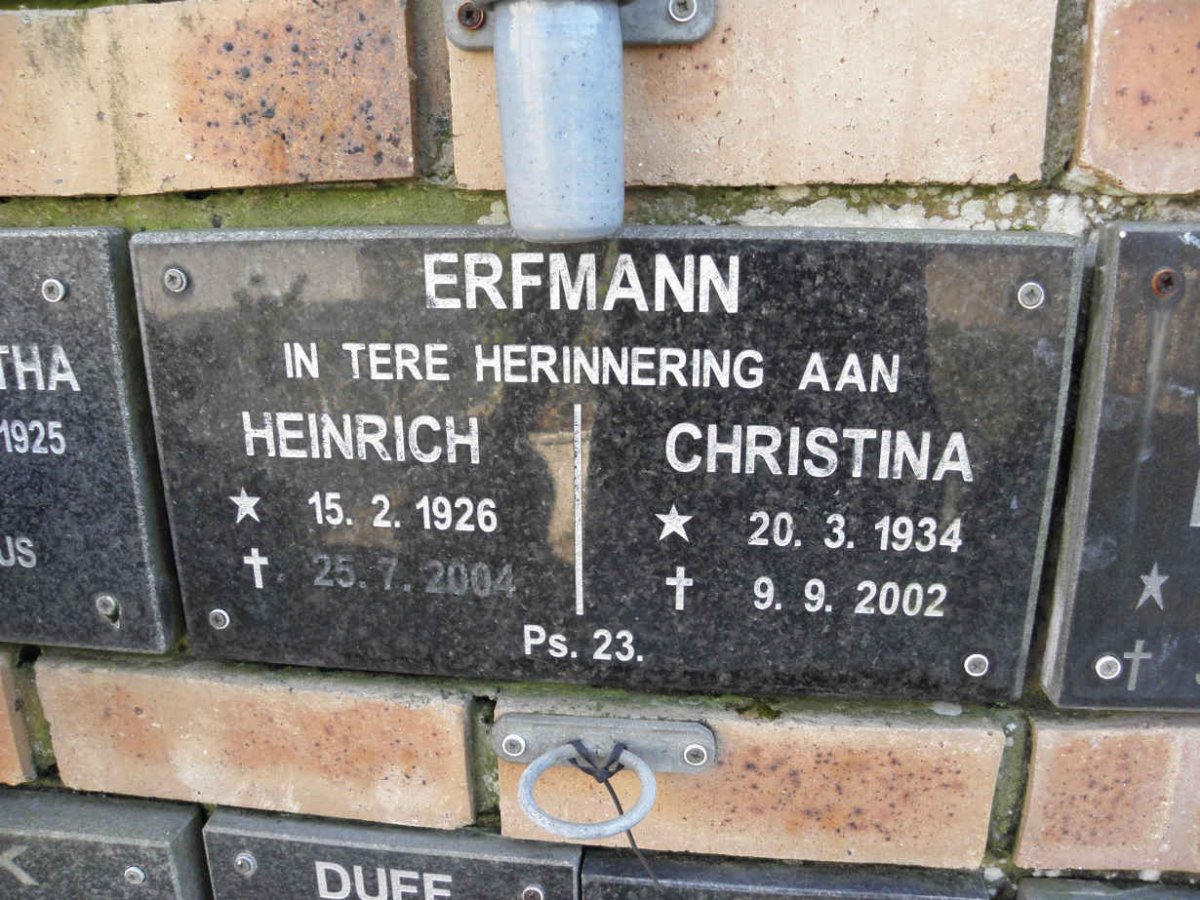 ERFMANN Heinrich 1926-2004 &amp; Christina 1934-2002