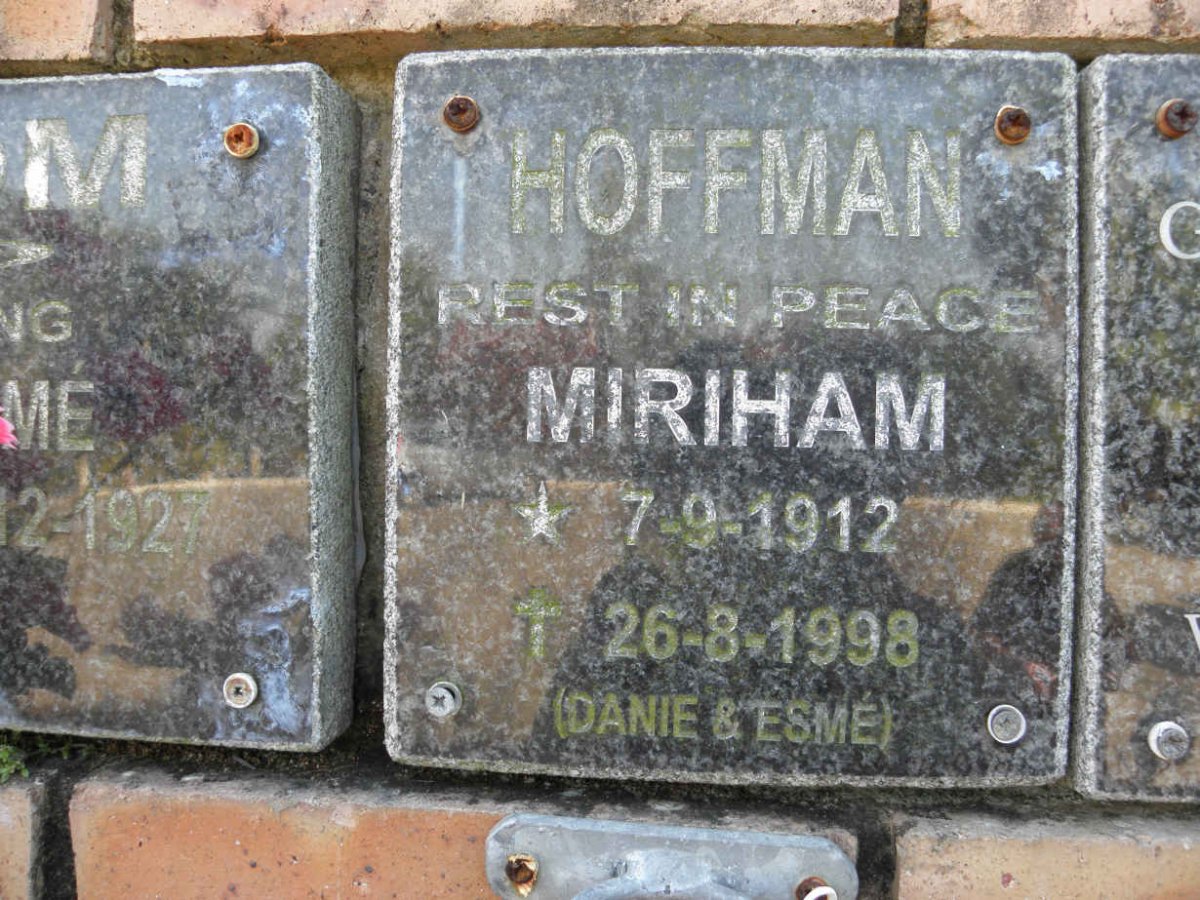 HOFFMEN Miriham 1912-1998