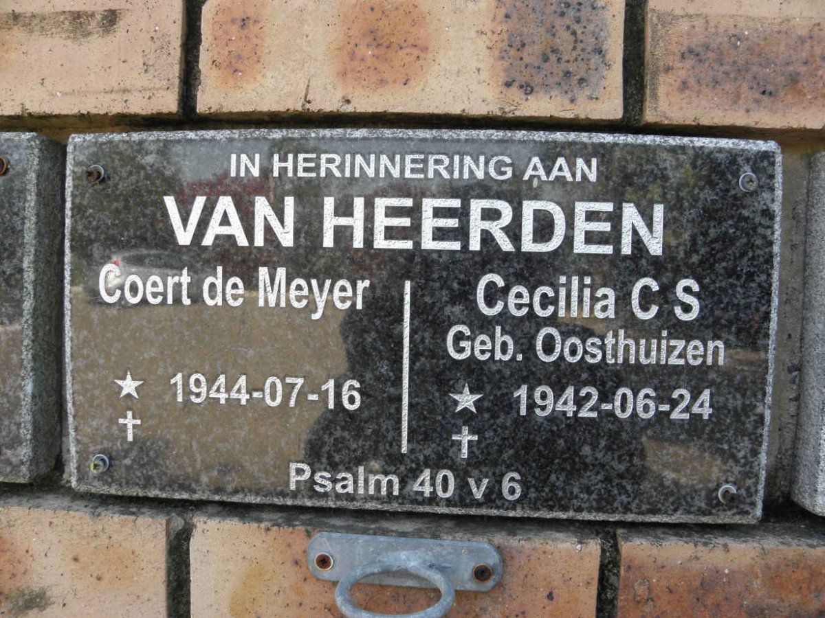 HEERDEN Coert de Meyer, van 1944- &amp; Cecilia C.S. OOSTHUIZEN 1942-