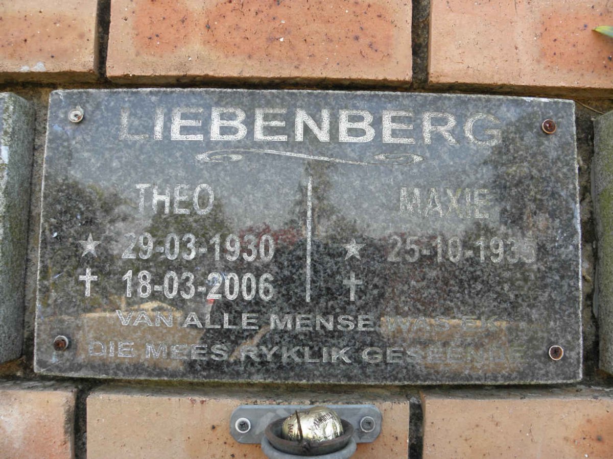 LIEBENBERG Theo 1930-2006 &amp; Maxie 1935-