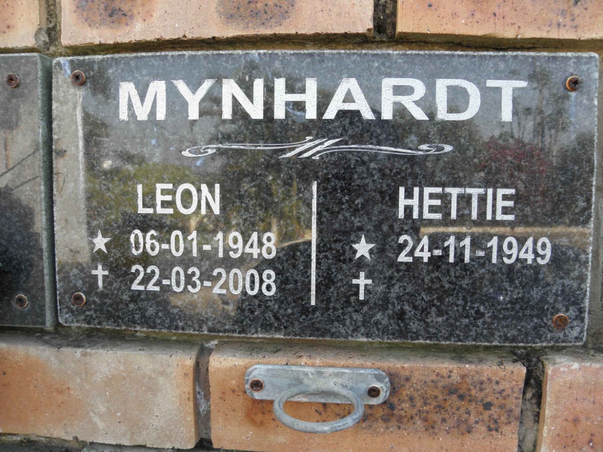 MYNHARDT Leon 1948-2008 &amp; Hettie 1949-
