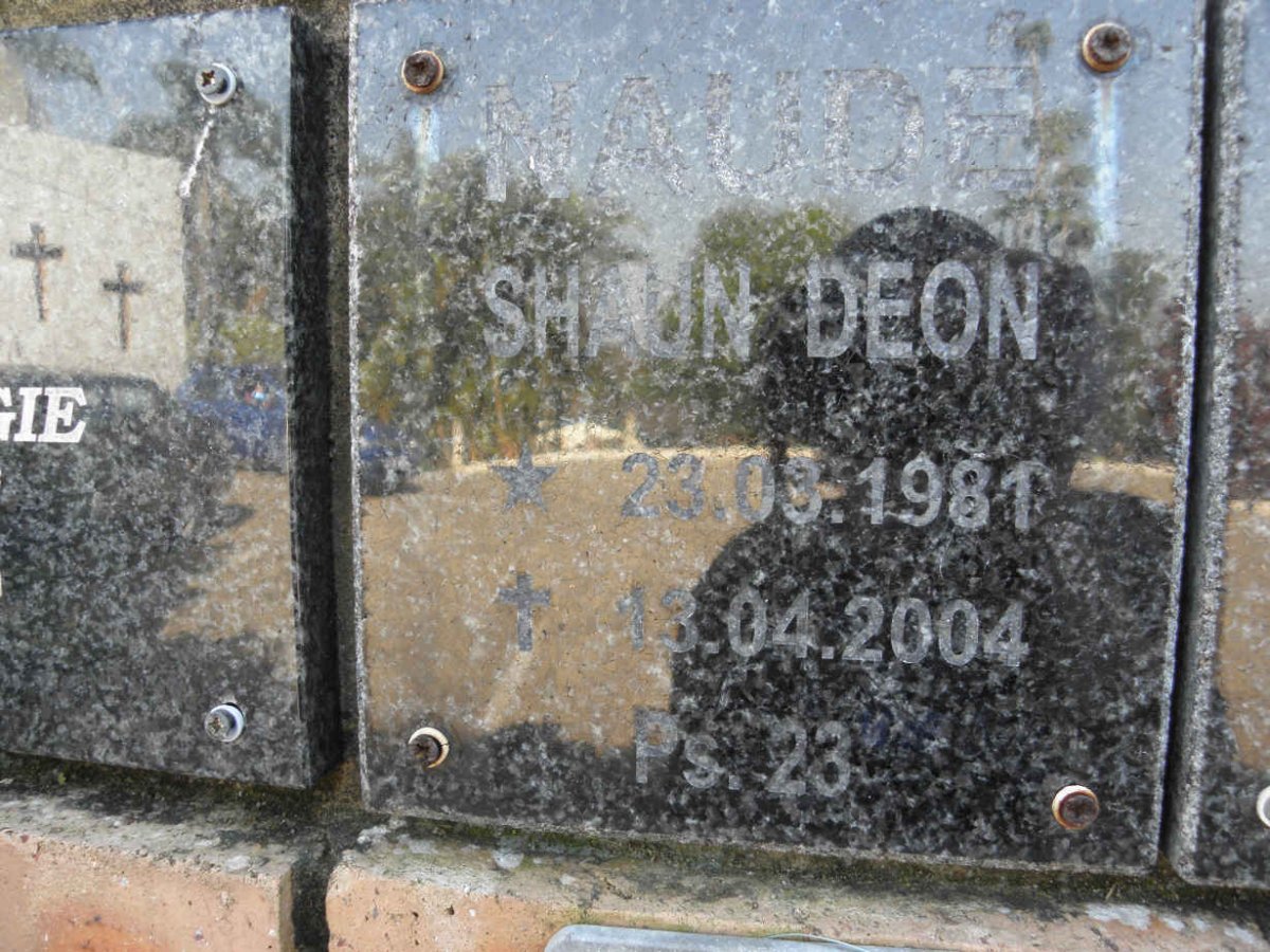 NAUDE Shaun Deon 1981-2004