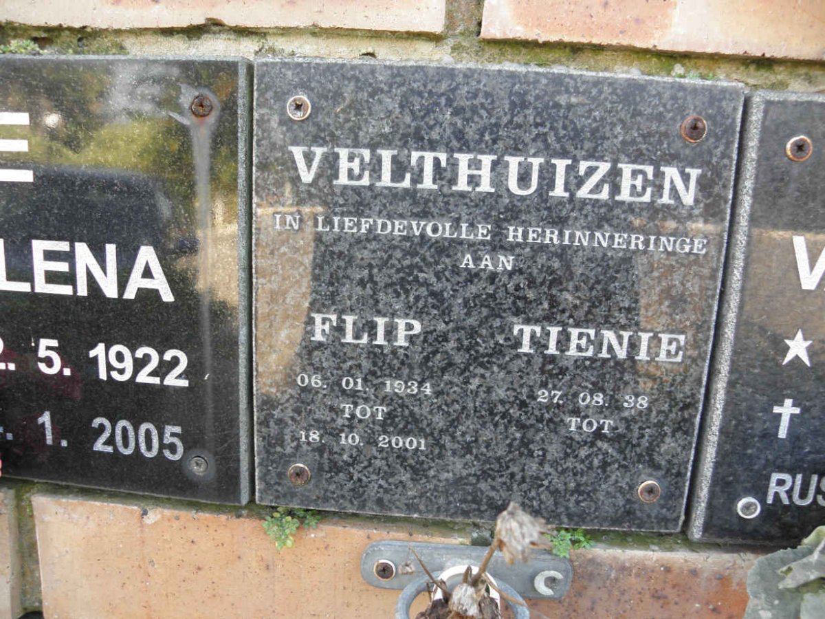 VELTHUIZEN Flip 1934-2001 &amp; Tienie ??38-