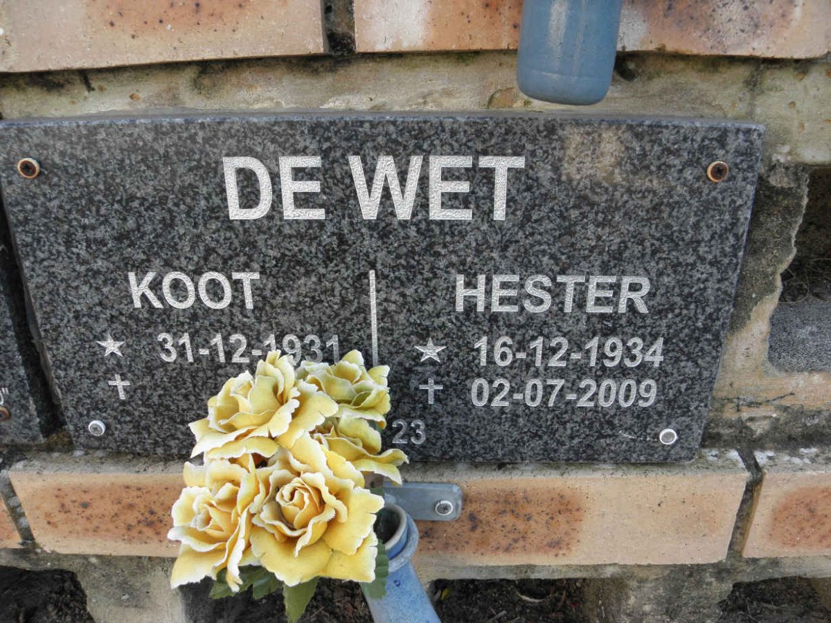 WET Koos, de 1931- &amp; Hester 1934-2009