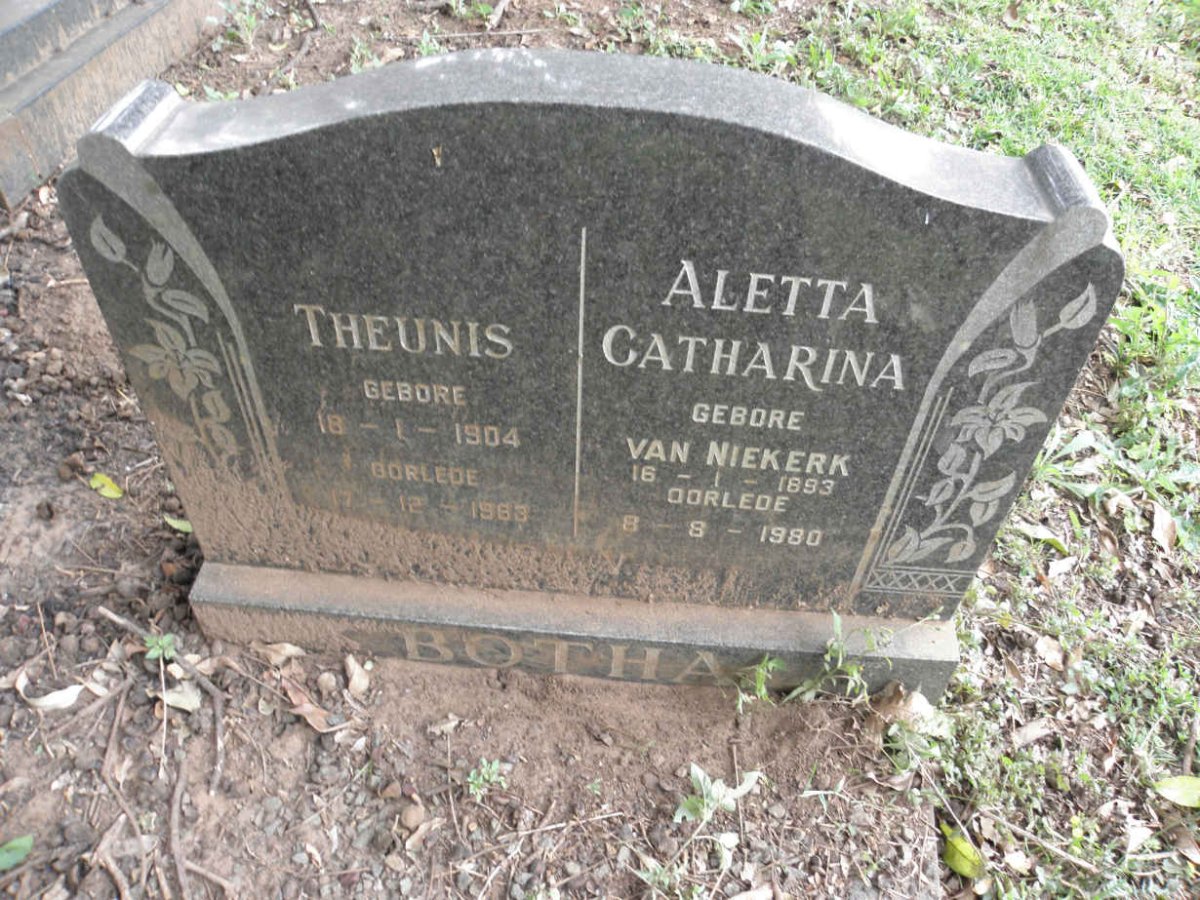 BOTHA Theunis 1904-1983 &amp; Aletta Catharina van NIEKERK 1893-1980