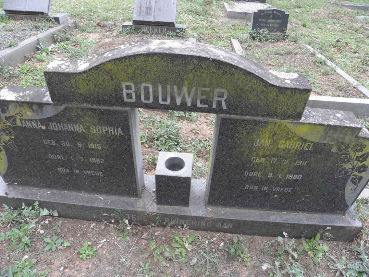 BOUWER Jan Gabriel 1911-1990 &amp; Anna Johanna Sophia 1915-1982