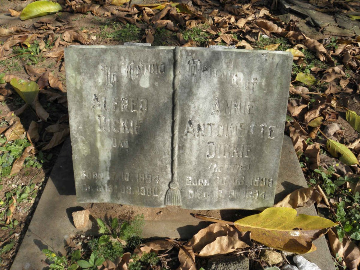 DICKIE Alfred 1894-1960 &amp; Annie Antoinette 1899-19?4