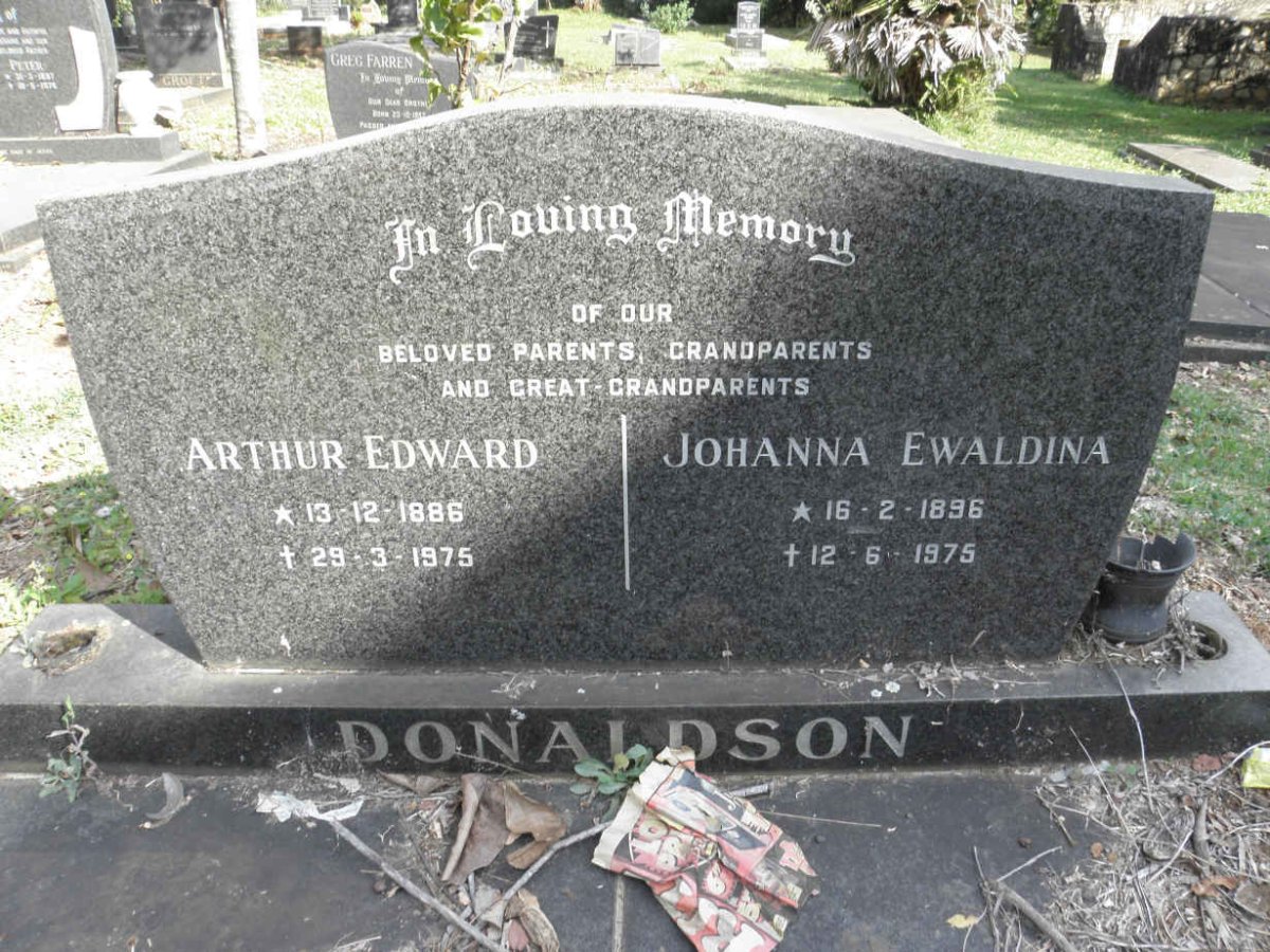 DONALDSON Arthur Edward 1886-1975 &amp; Johanna Ewaldina 1896-1975