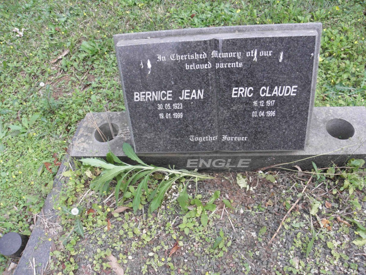 ENGLE Eric Claude 1917-1996 &amp; Bernice Jean 1923-1999