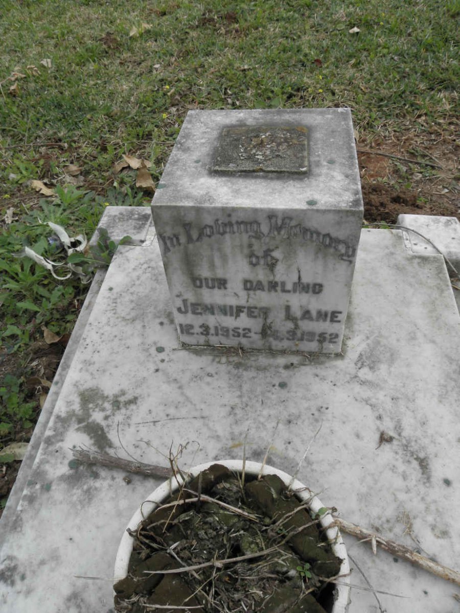 LANE Jennifer 1952-1952