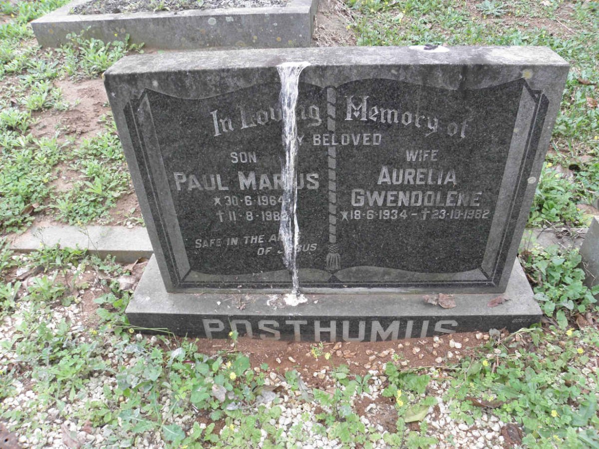 POSTHUMUS Paul Marius 1964-1982 :: POSTHUMUS Aurelia Gwendolene 1934-1982