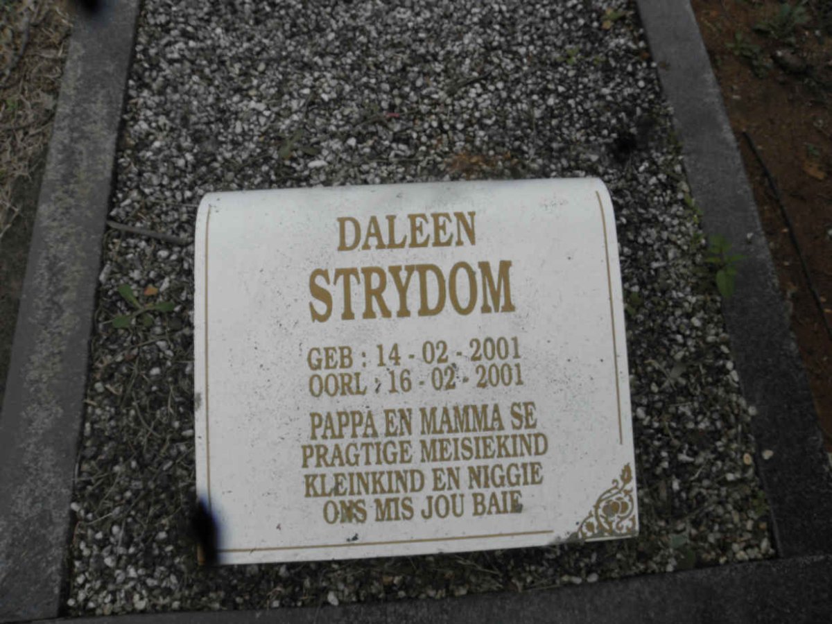 STRYDOM Daleen 2001-2001