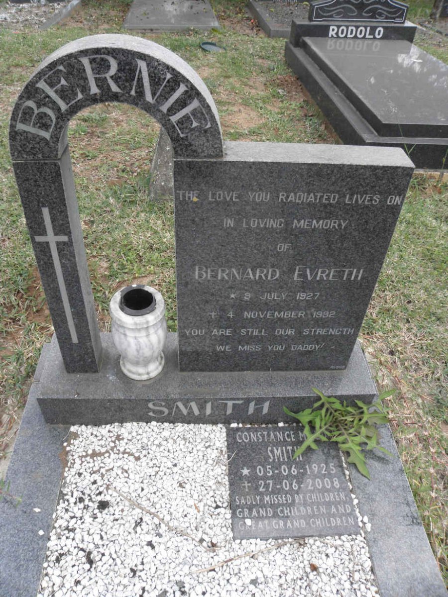 SMITH Bernard Evreth 1927-1992 &amp; Constance Maud 1925-2008