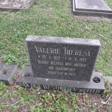 WESTHUIZEN Wilhelm Marthinus, van der 1918-1998 &amp; Valerie Theresa FELIX 1929-1995