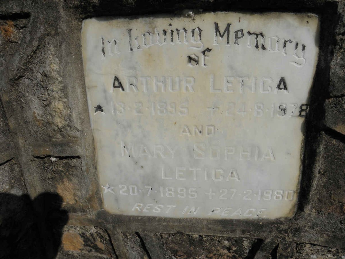 LETIGA Arthur 1895-1978 &amp; Mary Sophia 1895-1980