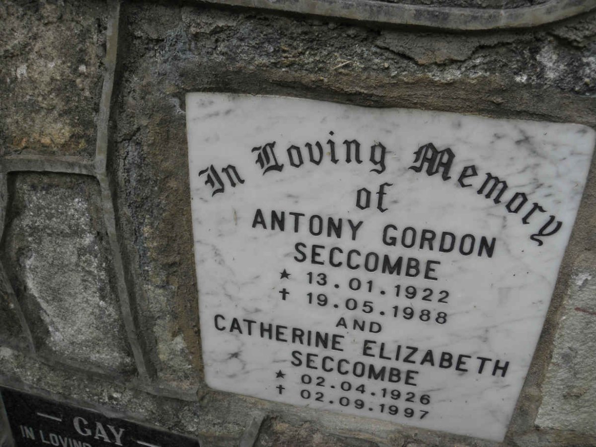 SECCOMBE Antony Gordon 1922-1988 &amp; Catherine Elizabeth 1926-1997