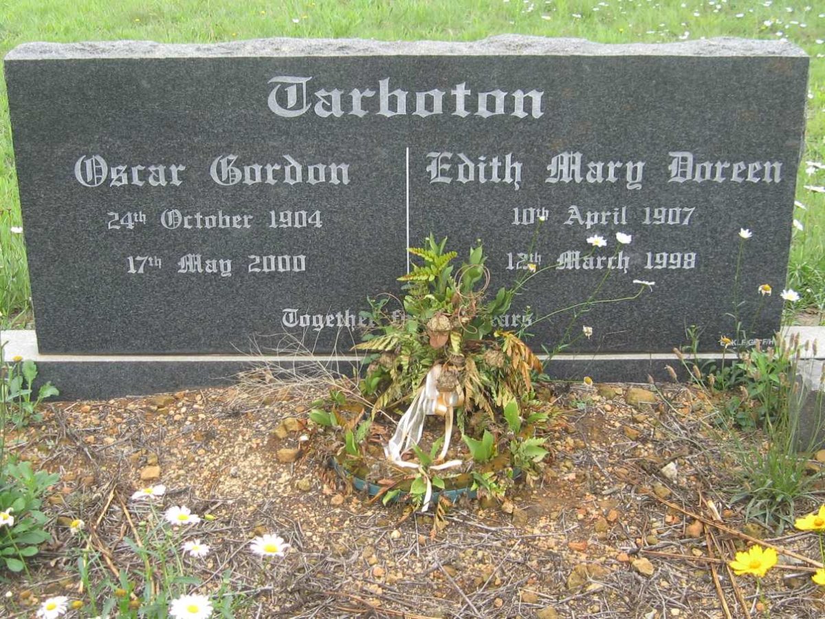 TARBOTON Oscar Gordon 1904-2000 &amp; Edith Mary Doreen 1907-1998