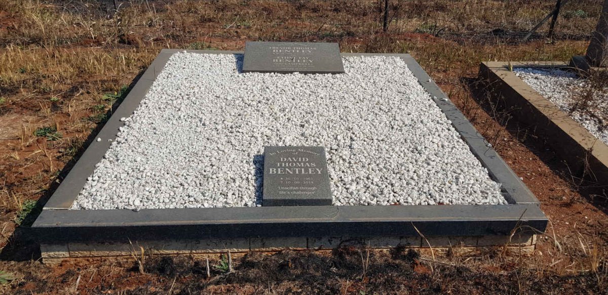 BENTLEY Trevor Thomas 1932-2002 &amp; Ethne Fay CAMPBELL 1930-2009 :: BENTLEY David Thomas 1961-2014