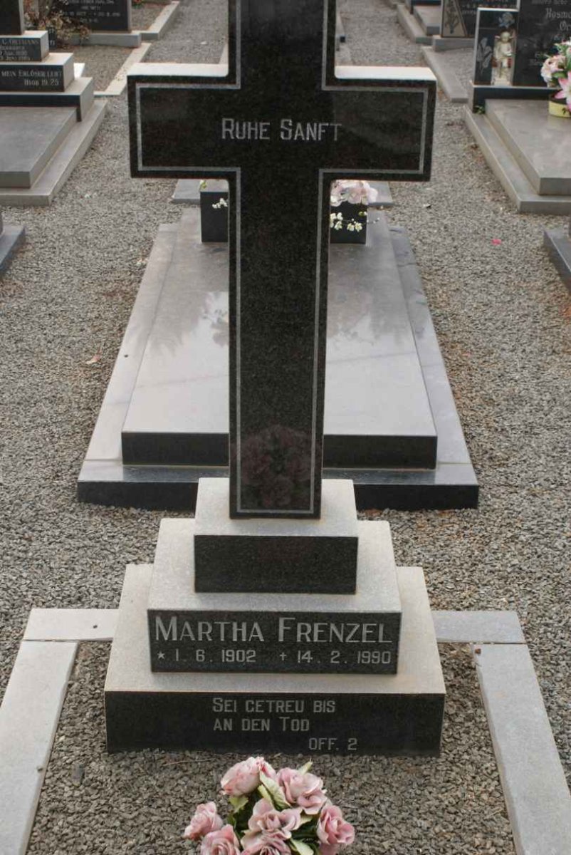 FRENZEL Martha 1902-1990
