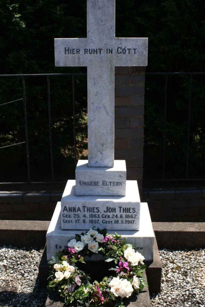 THIES Joh 1862-1917 &amp; Anna 1863-1957