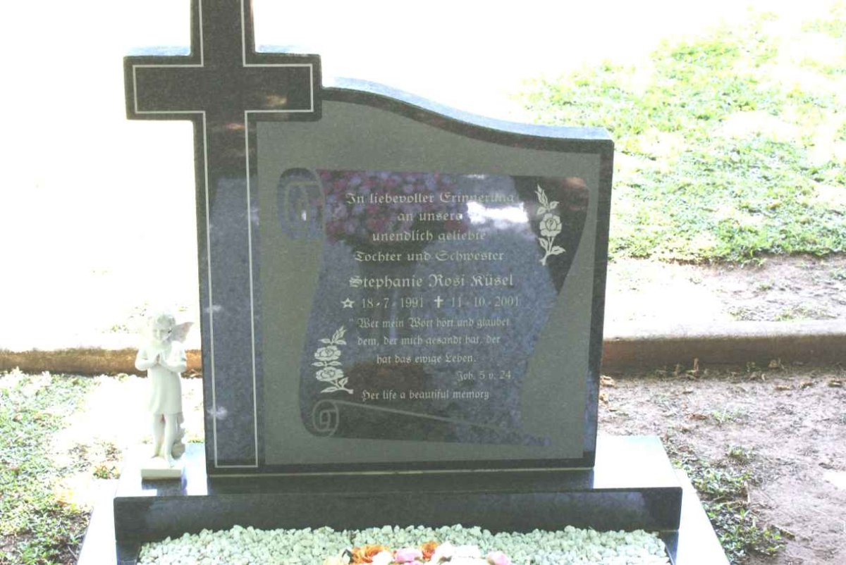 HUDEL Stephanie Hedi 1991-200?