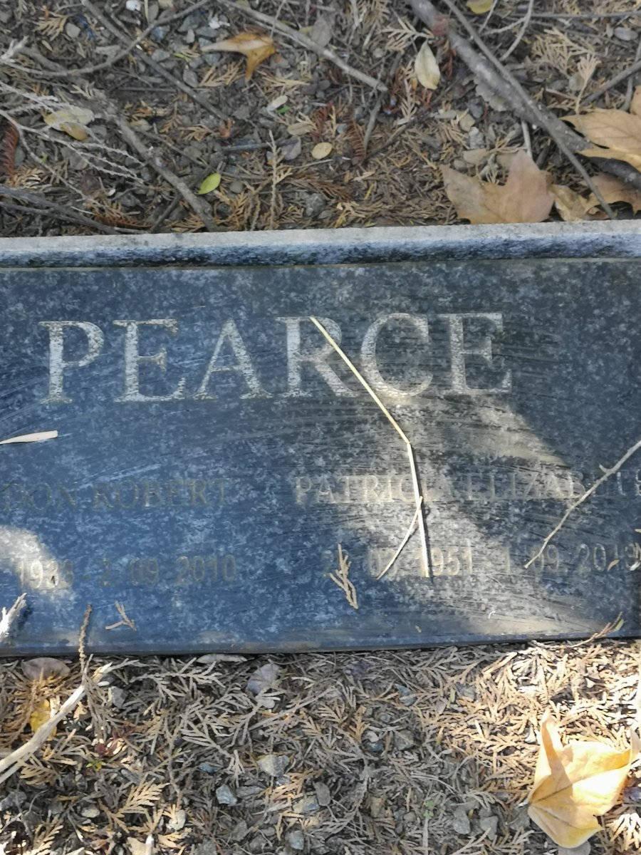 PEARCE ? Robert 1938-2010 &amp; Patricia Elizabeth 1951-2019