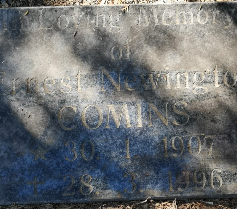 COMINS Ernest Newington 1907-1996