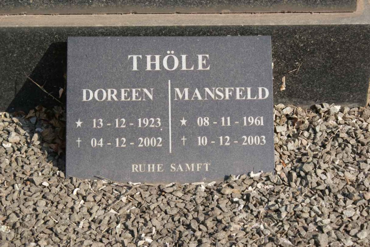 THÖLE Doreen 1923-2002 :: THÖLE Mansfeld 1961-2003