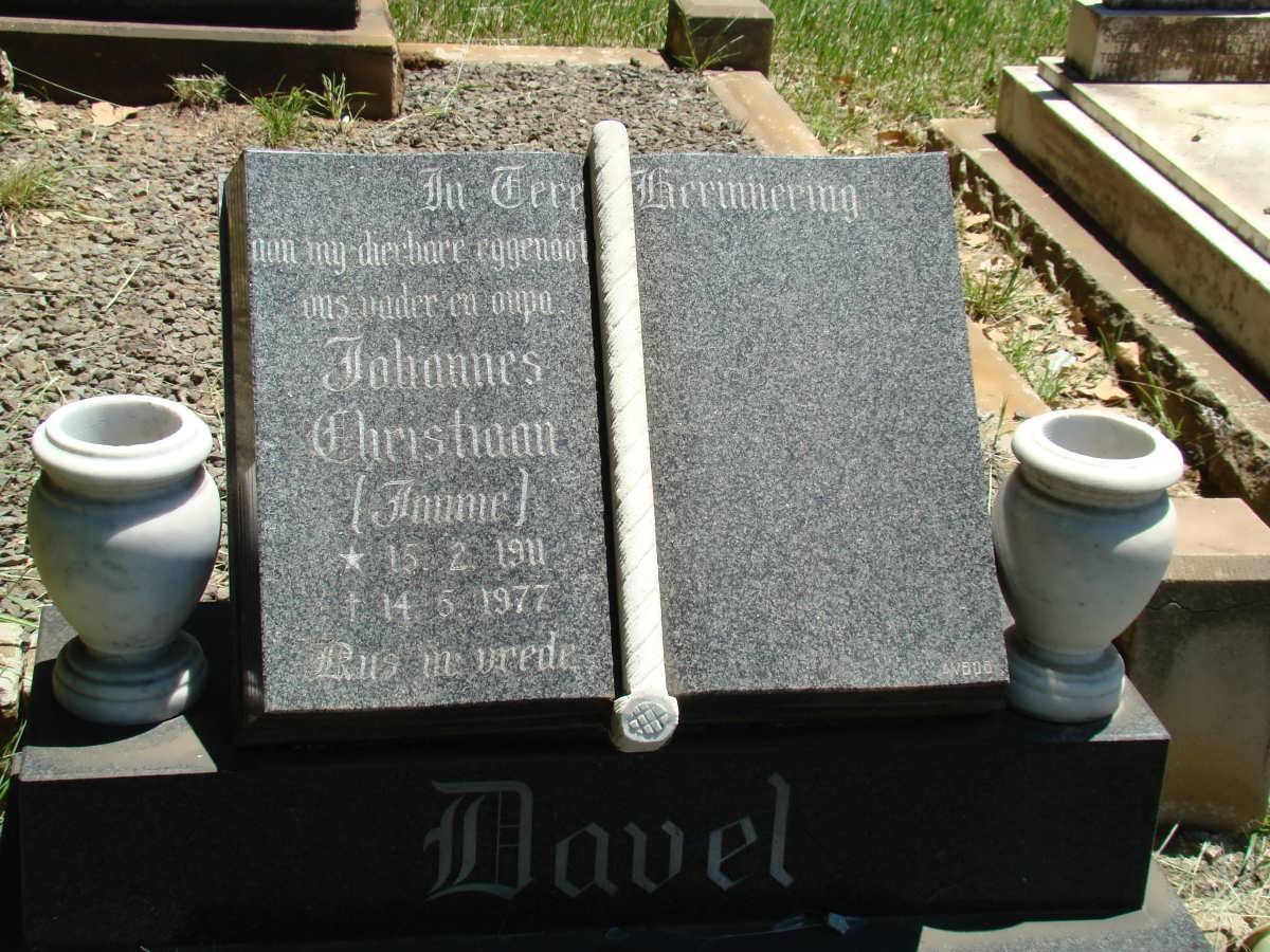 DAVEL Johannes Christiaan 1911-1977