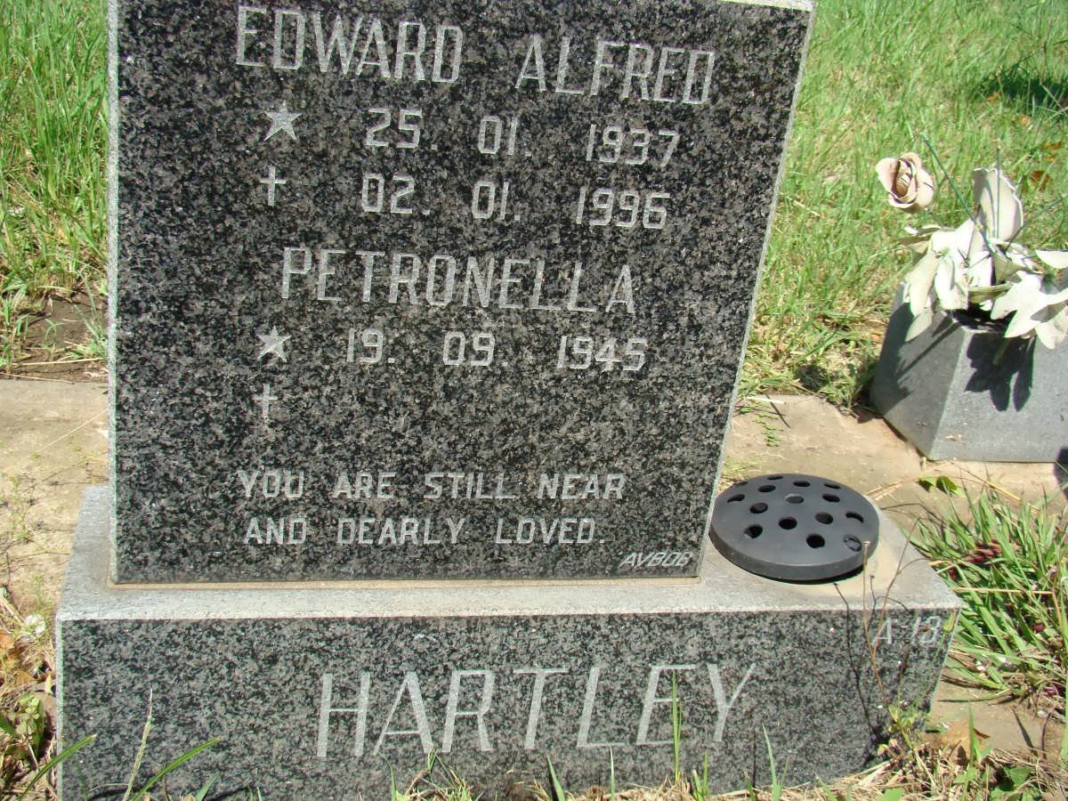 HARTLEY Edward Alfred 1937-1996 &amp; Petronella 1945-
