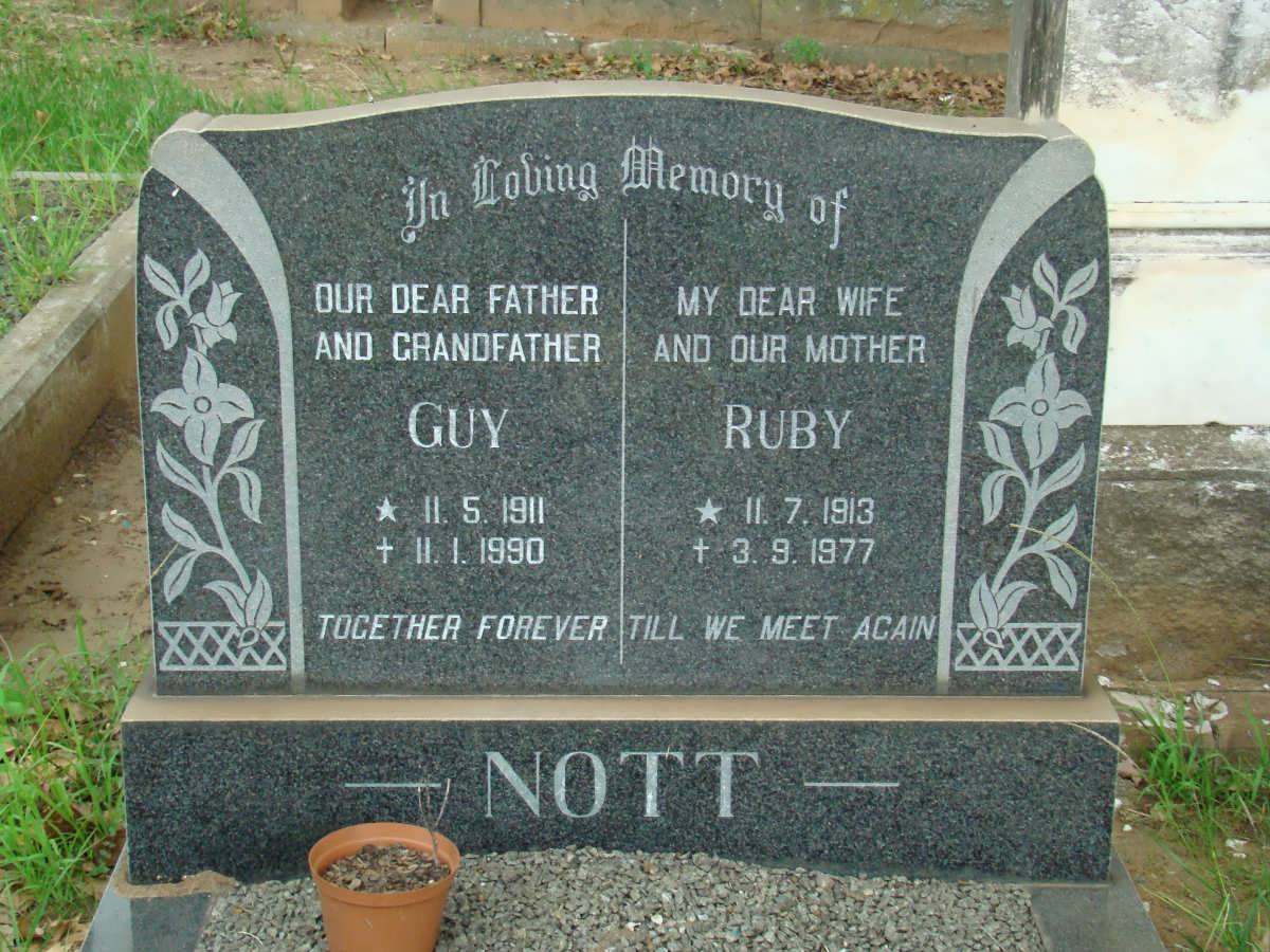 NOTT Guy 1911-1990 &amp; Ruby 1913-1977