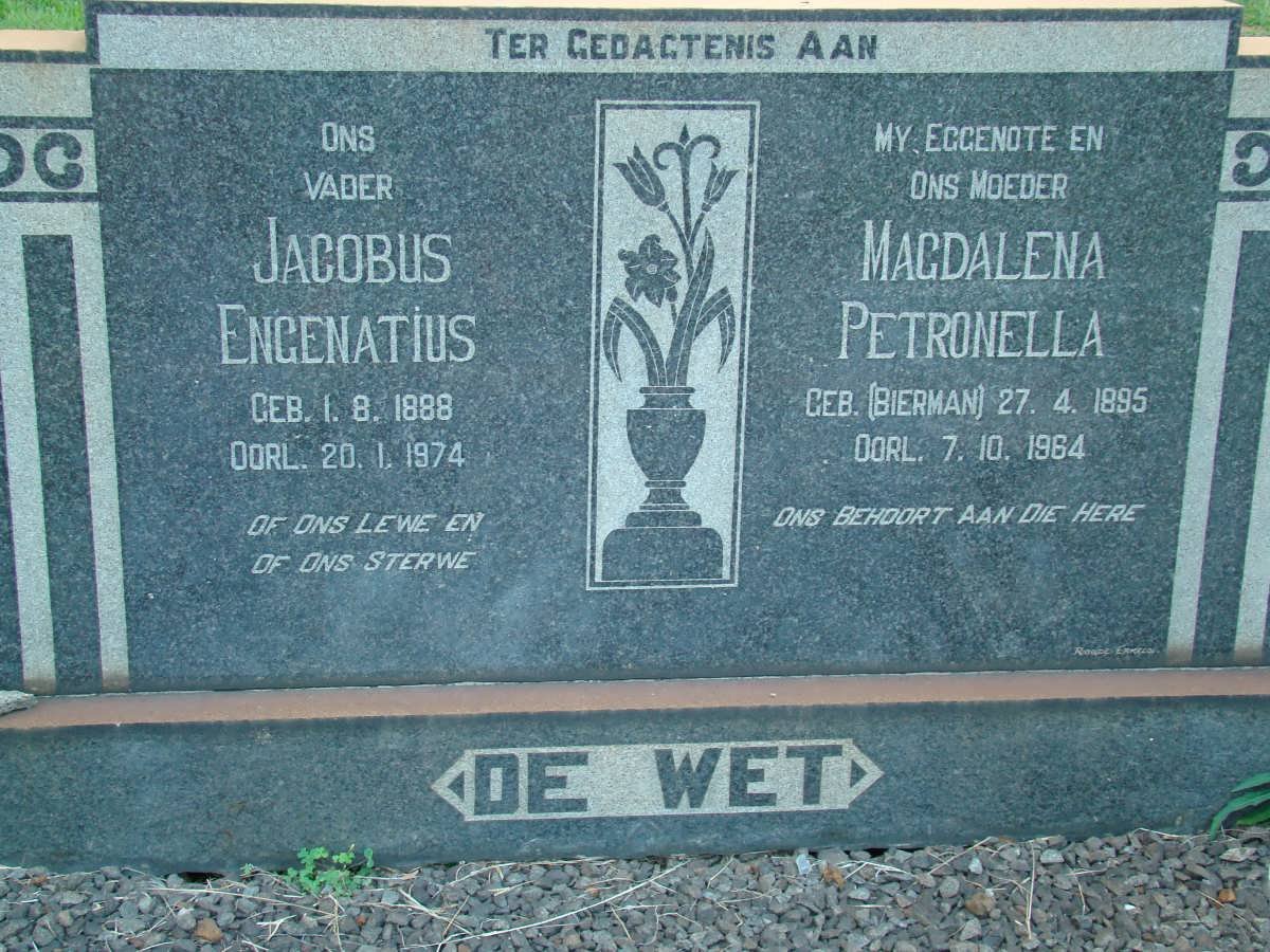 WET Jacobus Engenatius, de 1888-1974 &amp; Magdalena Petronella BIERMAN 1895-1964