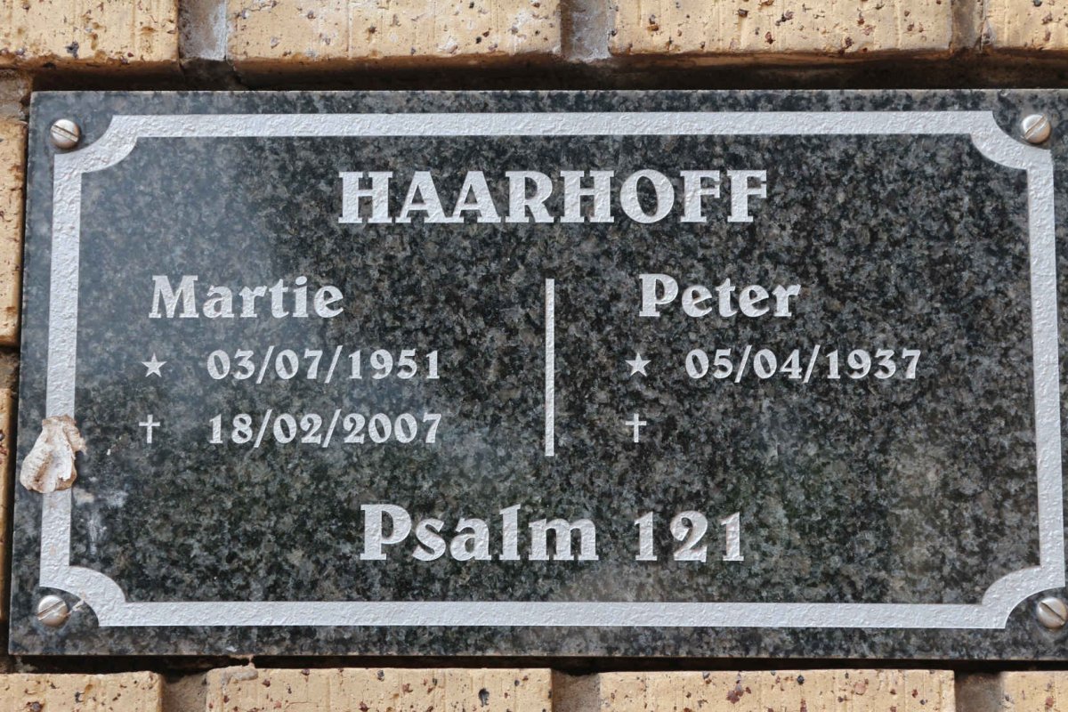 HAARHOFF Peter 1937- :: HAARHOFF Martie 1951-2007